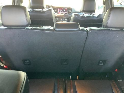 Certified 2024 Dodge Durango GT RWD image 9