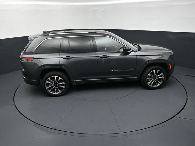 Used 2023 Jeep Grand Cherokee Overland AWD/4WD image 18