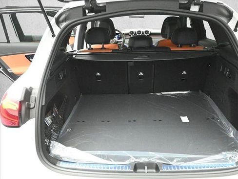Certified 2026 Mercedes-Benz GLC 300 4MATIC image 21