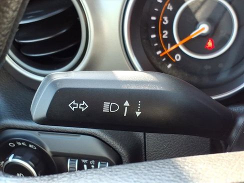 Used 2021 Jeep Wrangler Sport image 21