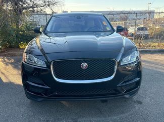 Used 2017 Jaguar F-PACE Premium video 2