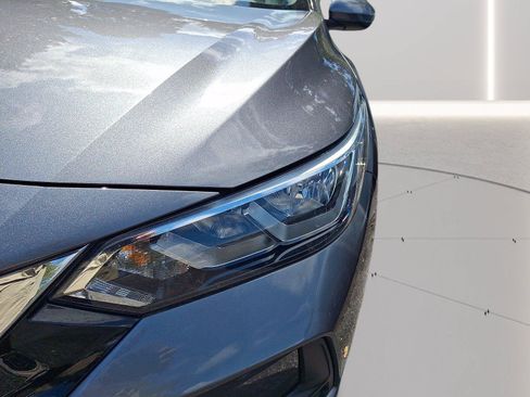 Used 2023 Nissan Sentra S FWD image 11