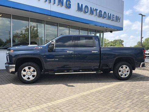 Used 2022 Chevrolet Silverado 2500 LTZ AWD/4WD image 2