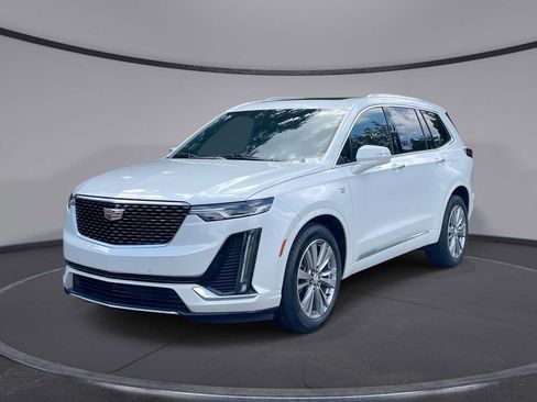 Used 2023 Cadillac XT6 Premium Luxury FWD image 1