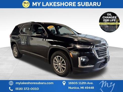 Used 2023 Chevrolet Traverse LT image 1