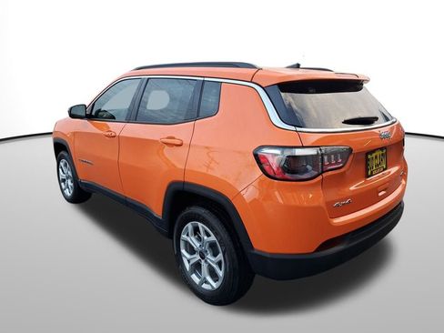 New 2026 Jeep Compass Latitude image 3