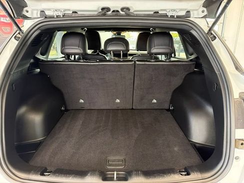 Used 2025 Jeep Compass Trailhawk AWD/4WD image 7