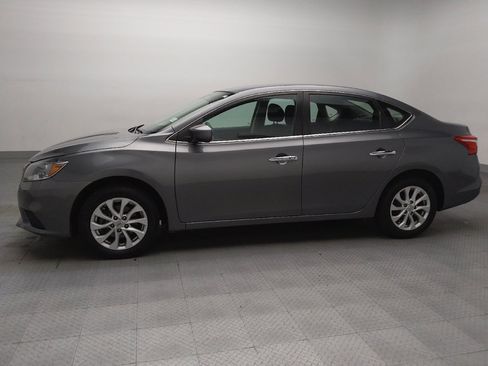 Used 2019 Nissan Sentra SV FWD image 2