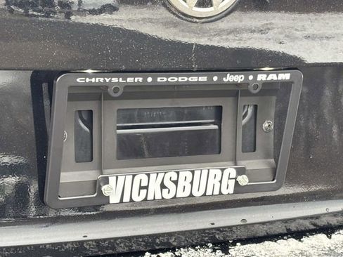 Used 2021 Volkswagen Tiguan S image 31