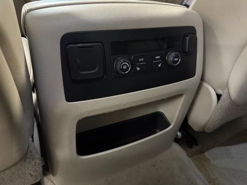 Used 2015 GMC Yukon Denali RWD image 21