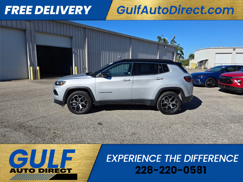 Used 2025 Jeep Compass Limited AWD/4WD image 4