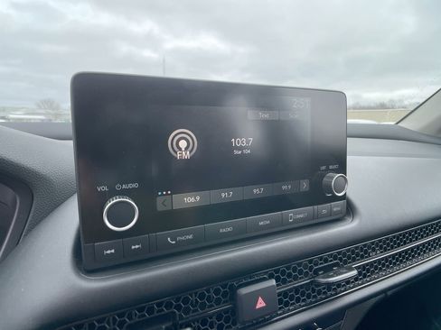 Certified 2024 Honda HR-V LX image 16