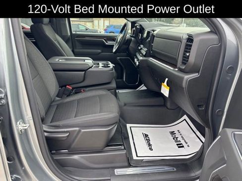 New 2026 GMC Sierra 1500 SLE image 24