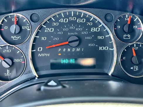 New 2026 Chevrolet Express 2500 w/ Driver Convenience Package RWD image 16