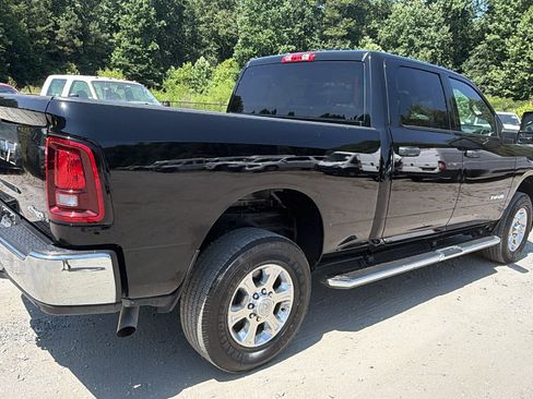 Used 2025 RAM 2500 Big Horn AWD/4WD image 8