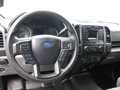 Used 2018 Ford F150 XLT w/ Trailer Tow Package AWD/4WD image 15
