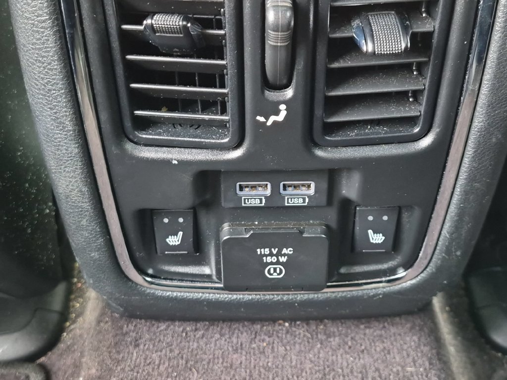 Used 2018 Jeep Grand Cherokee Limited AWD/4WD image 25