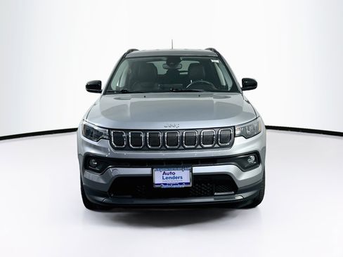Used 2022 Jeep Compass Latitude AWD/4WD image 2
