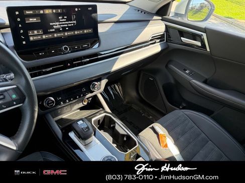 Used 2025 Mitsubishi Outlander SE FWD image 32
