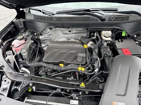 Certified 2026 Chevrolet Trax LT w/ Driver Confidence Package FWD image 28