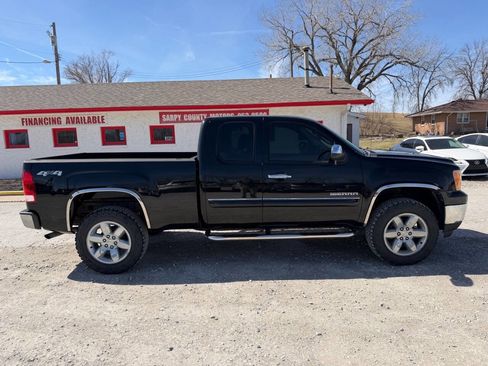 Used 2012 GMC Sierra 1500 SLE image 2