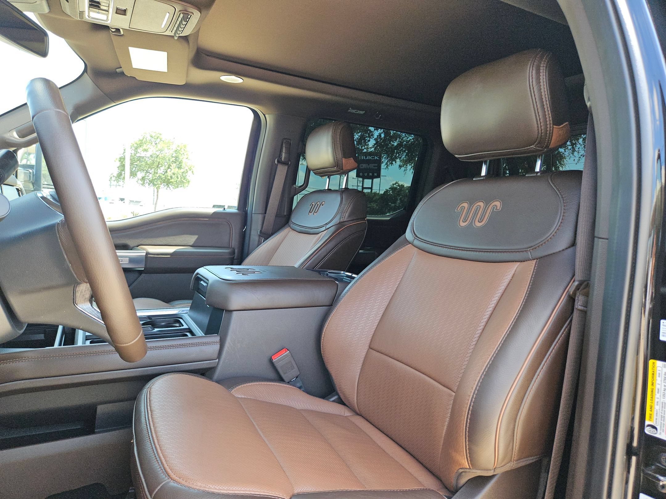 Used 2024 Ford F250 King Ranch w/ Chrome Package AWD/4WD image 13