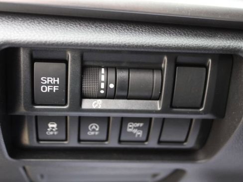 Used 2023 Subaru Crosstrek 2.5i Limited w/ Moonroof Package image 16