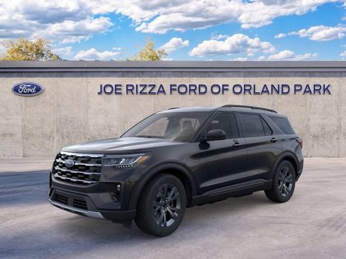 New 2026 Ford Explorer Active w/ Active Comfort Package AWD/4WD image 1