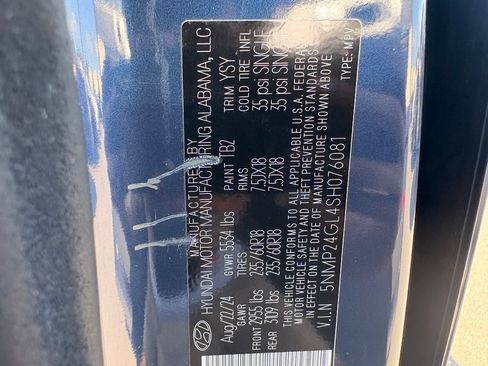 Used 2025 Hyundai Santa Fe SEL FWD image 35