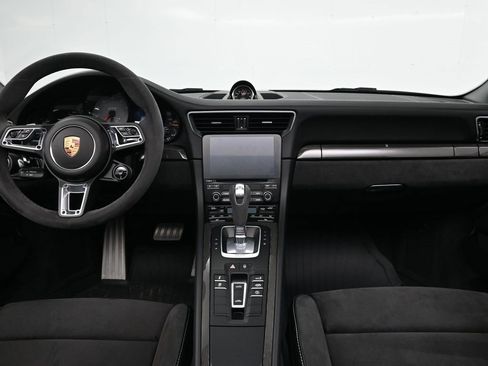 Certified 2019 Porsche 911 Targa 4 GTS image 7