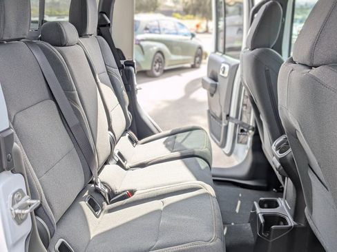 New 2026 Jeep Gladiator Sport image 24