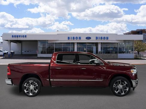 Used 2022 RAM 1500 Limited AWD/4WD image 2