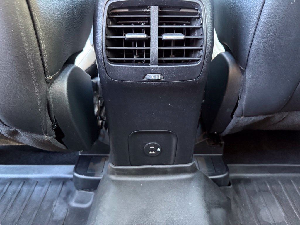 Used 2020 Ford Escape SEL FWD image 12