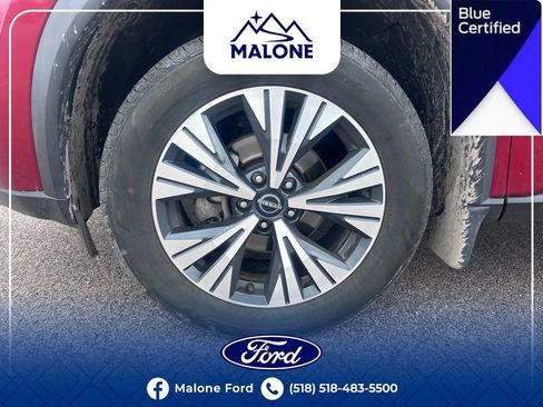 Used 2023 Nissan Rogue SV AWD/4WD image 12