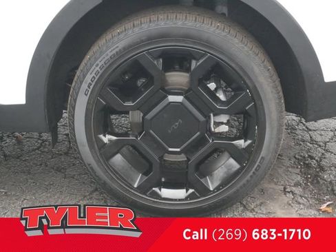 Used 2025 Kia Sorento SX Prestige w/ Olive Brown Leather Package image 46