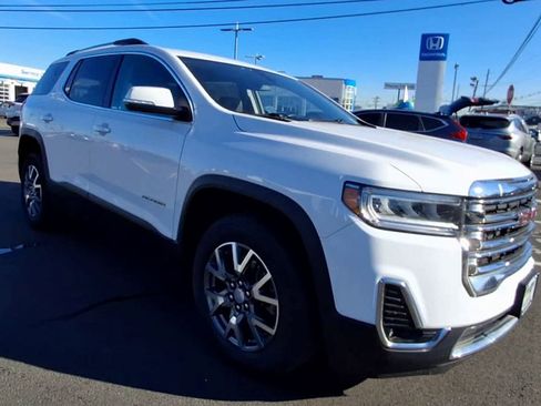 Certified 2023 GMC Acadia SLT image 8