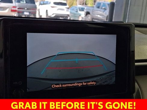 Used 2023 Toyota Corolla Cross L image 20