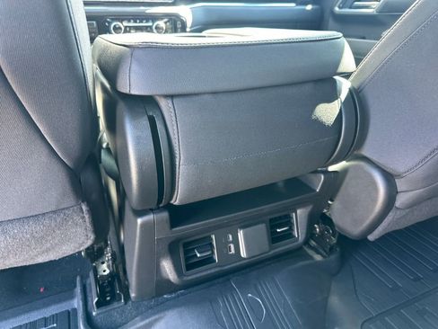 Used 2025 GMC Sierra 2500 SLE w/ SLE Value Package; AWD/4WD image 15