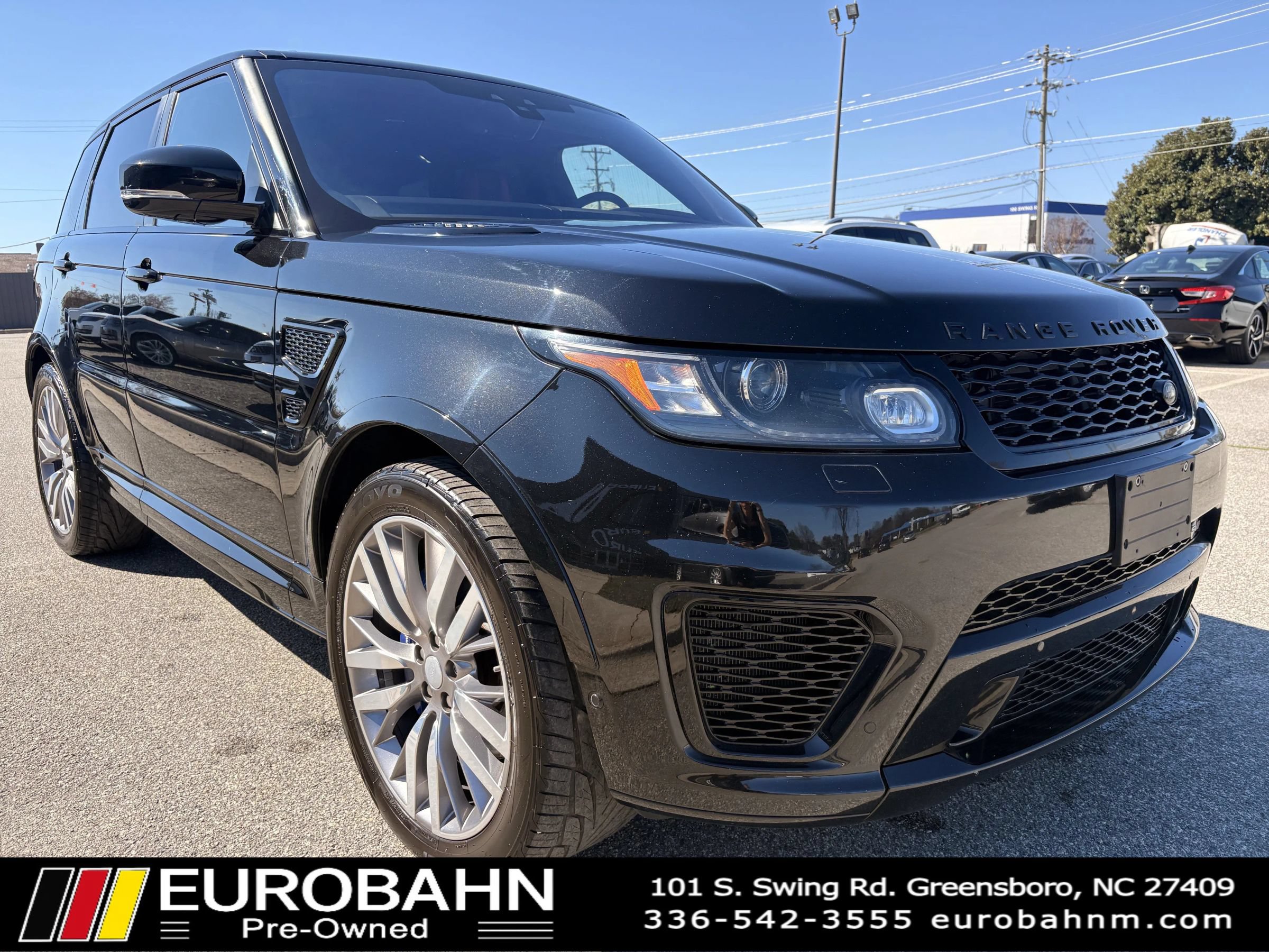 Used 2017 Land Rover Range Rover Sport SVR AWD/4WD image 25