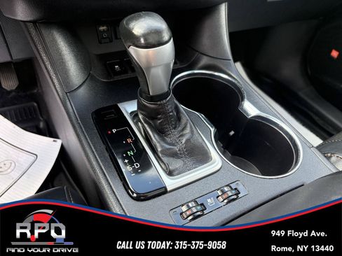 Used 2019 Toyota Highlander Limited Platinum AWD/4WD image 21