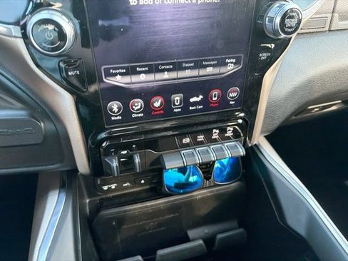 Used 2019 RAM 2500 Laramie AWD/4WD image 16