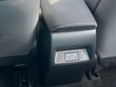 Used 2024 Toyota Corolla LE FWD image 23