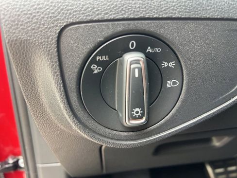 Used 2021 Volkswagen Atlas Cross Sport SE AWD/4WD image 52