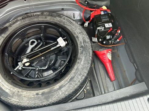 Used 2016 Mercedes-Benz E 350 E 350 4MATIC Sedan 4D w/ Premium Package image 43