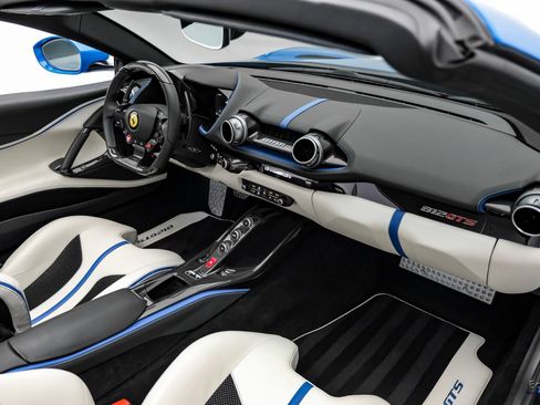 Used 2022 Ferrari 812 GTS RWD image 57