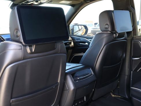 Used 2023 Cadillac Escalade Sport image 18