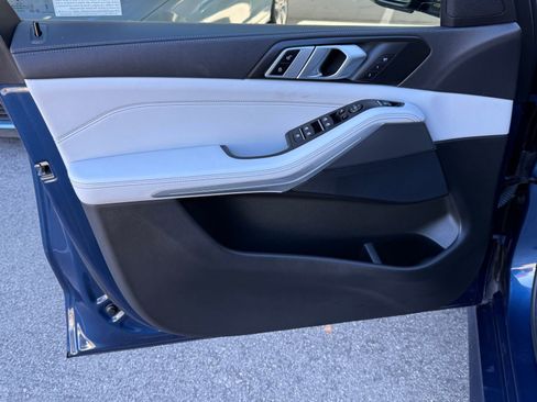 Certified 2023 BMW X5 sDrive40i w/ M Sport Package image 21