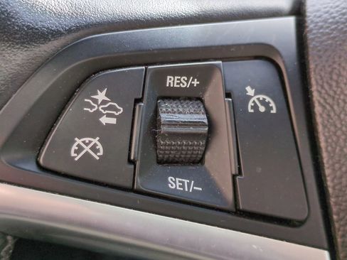 Used 2019 Buick Cascada Premium image 23