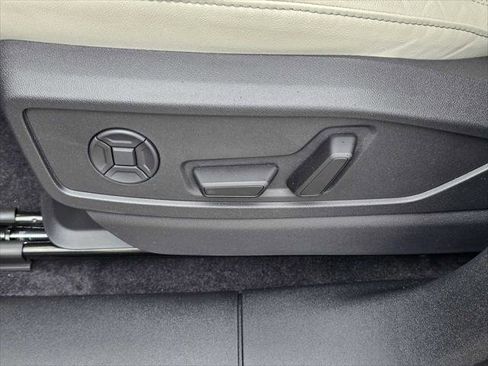 New 2025 Audi Q5 Prestige image 26