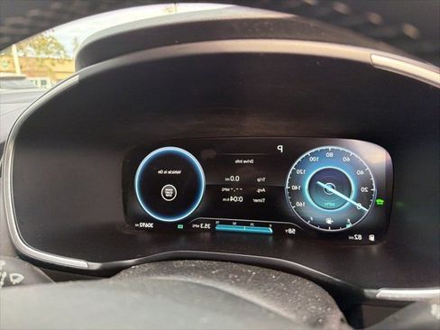 Used 2023 Hyundai Santa Fe SEL Premium w/ Cargo Package image 9